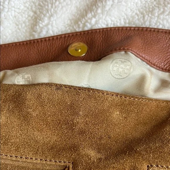 Tory Burch Tan Suede Hobo Bag with Gold Accents - Picture 12 of 15